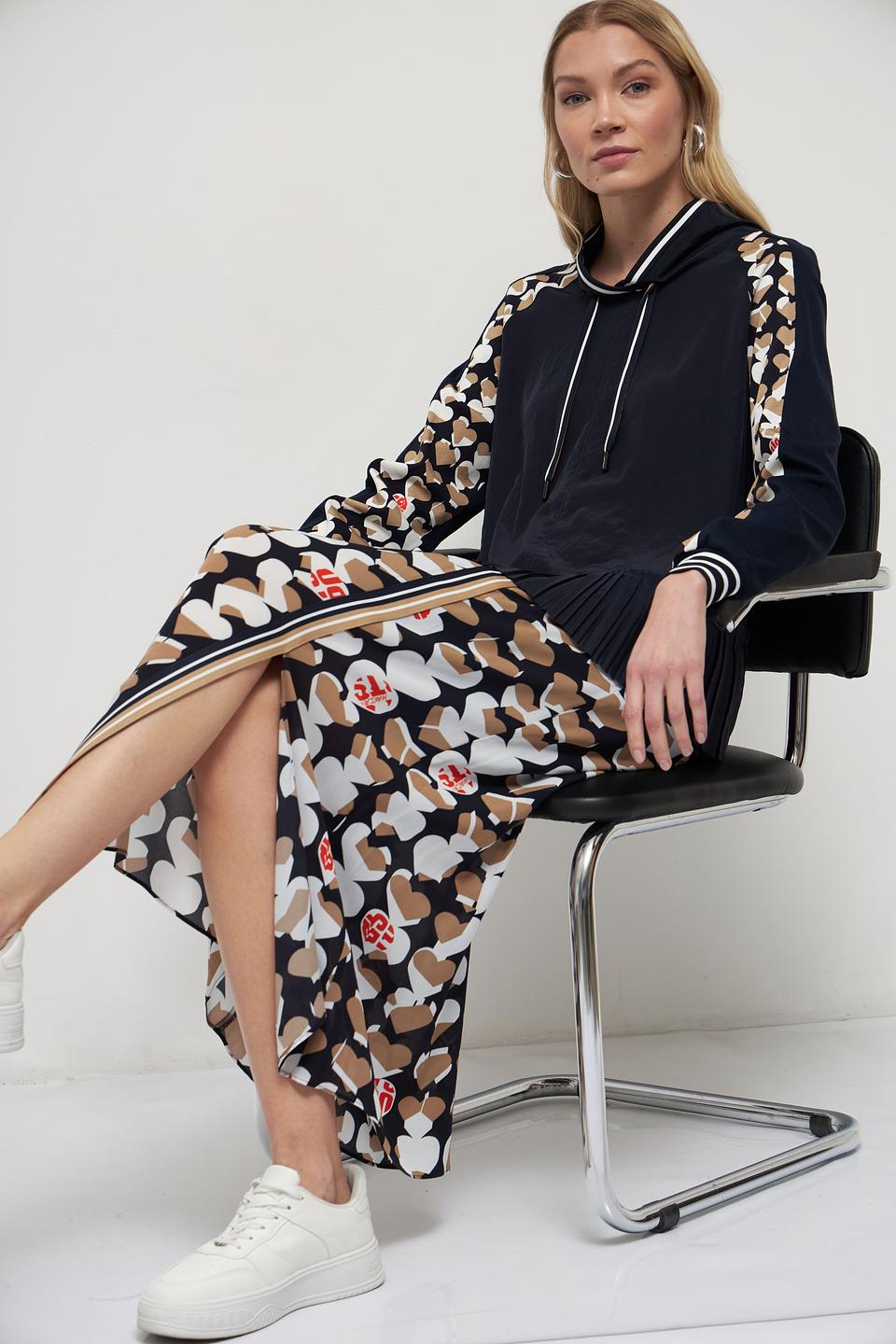 Блуза Marc Cain с капюшоном