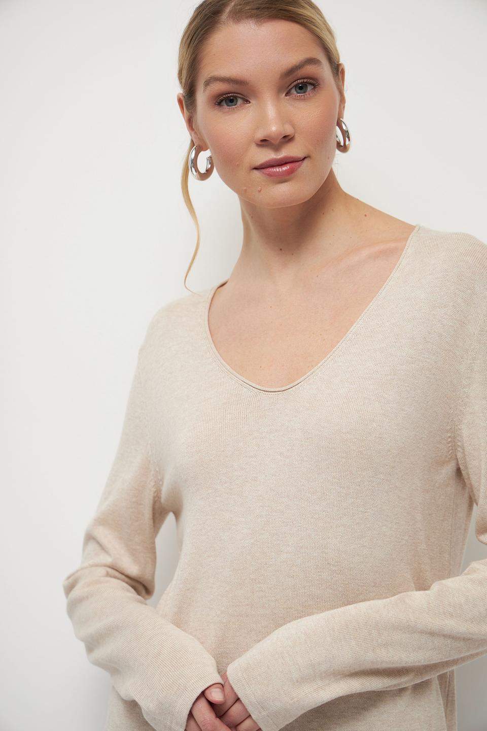 Пуловер Tom Tailor бежевый V-образный вырез