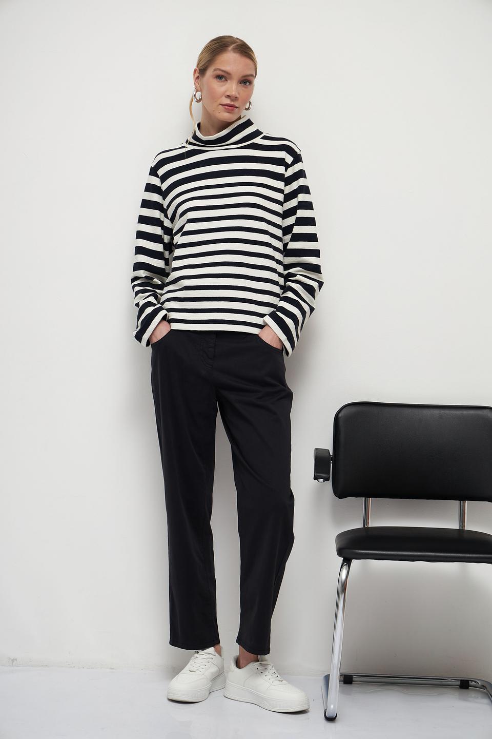 Джинсы классические Luisa Cerano чёрные