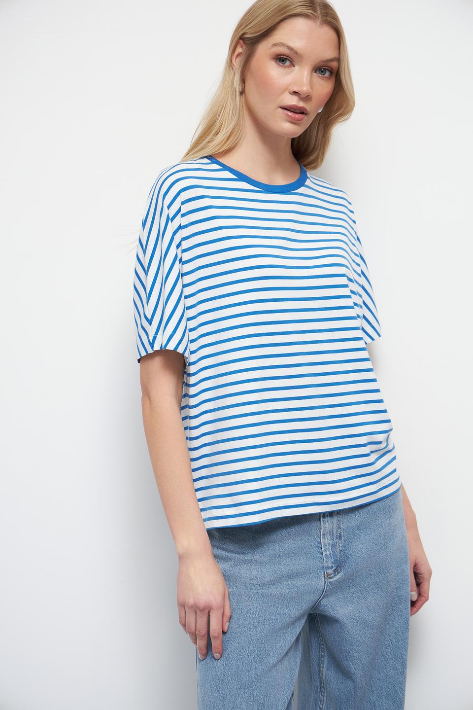 Футболка Oui в полоску