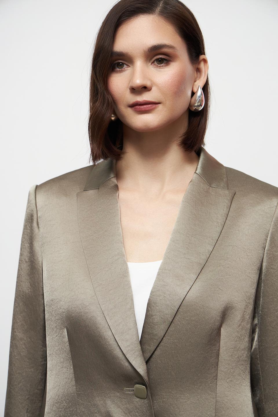 Жакет Marc Cain атласный бежевый