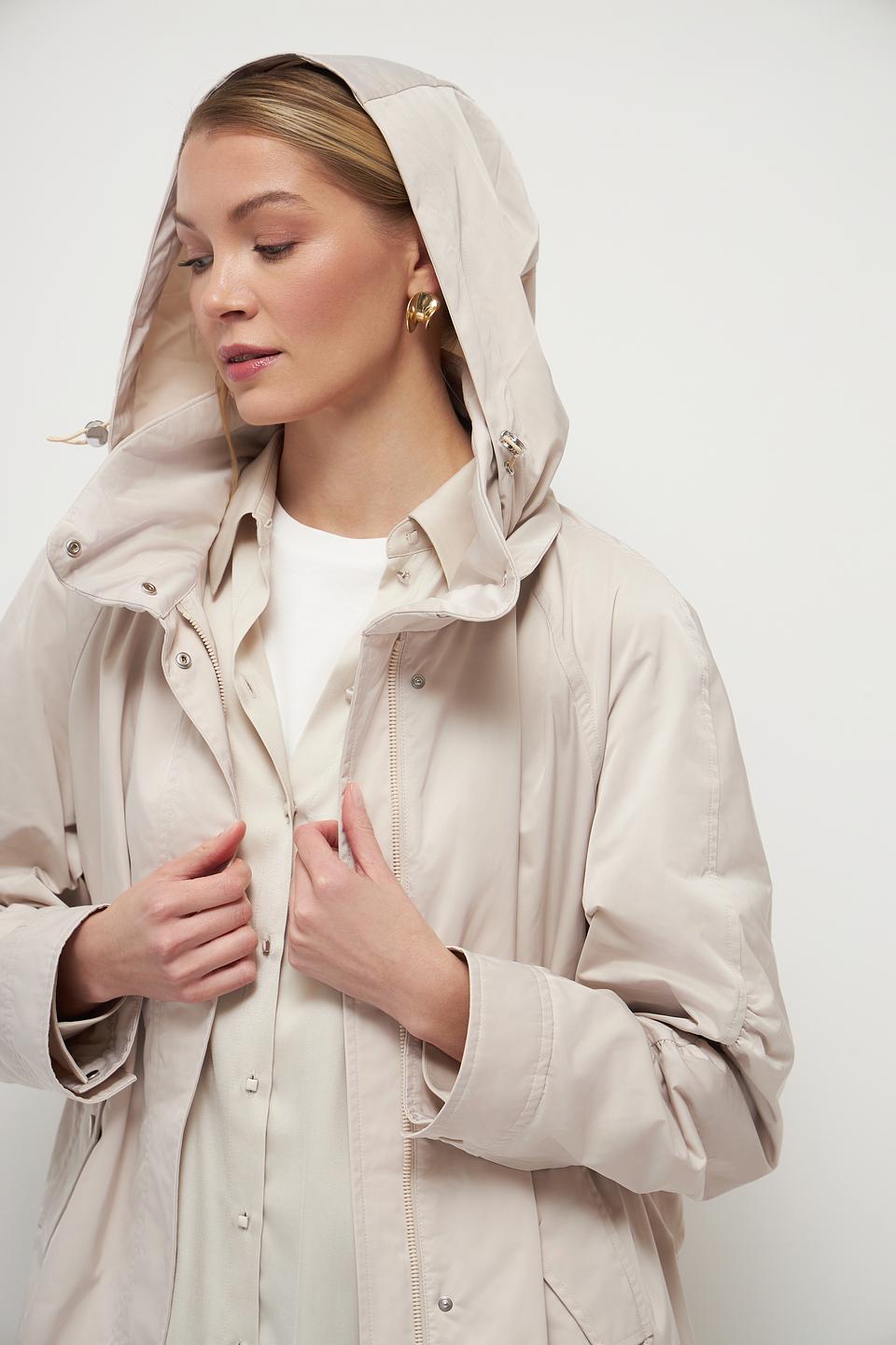 Плащ Marc Cain бежевый