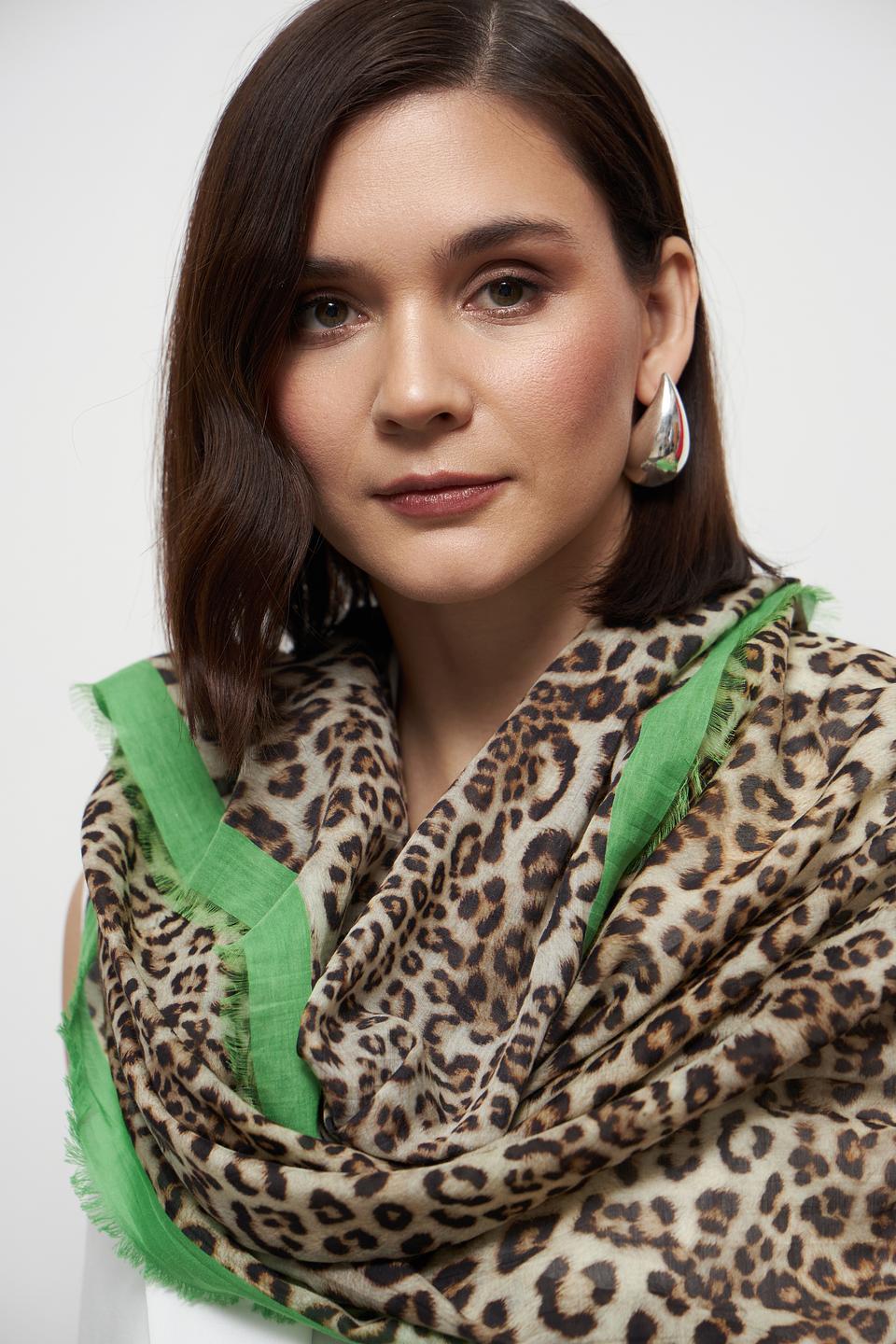 Платок Marc Cain леопардовый