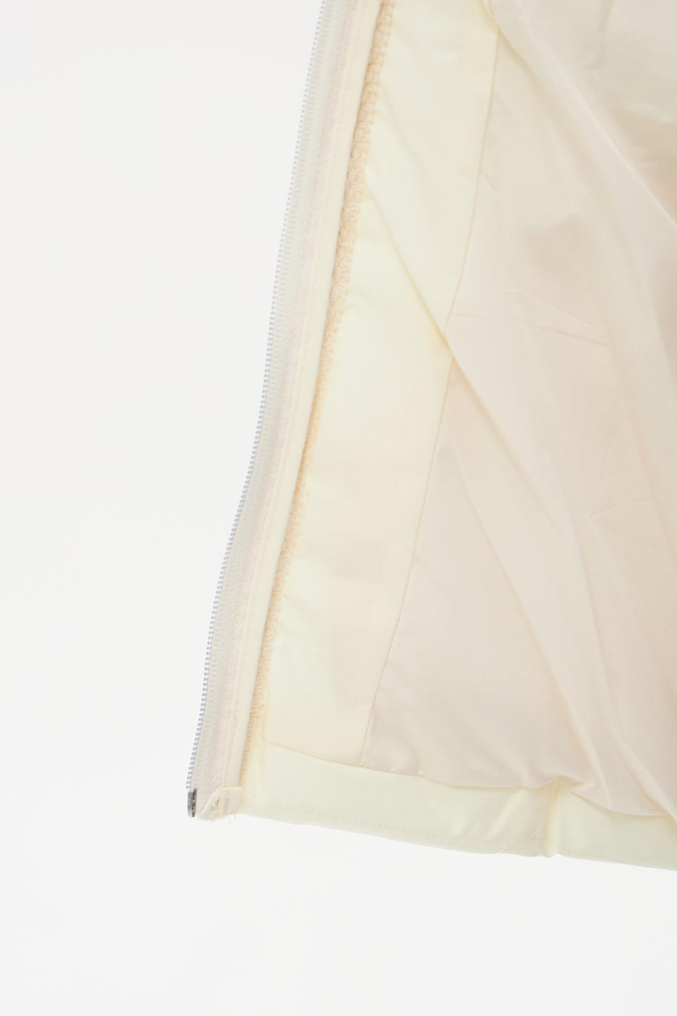 Куртка District стеганая кремовая