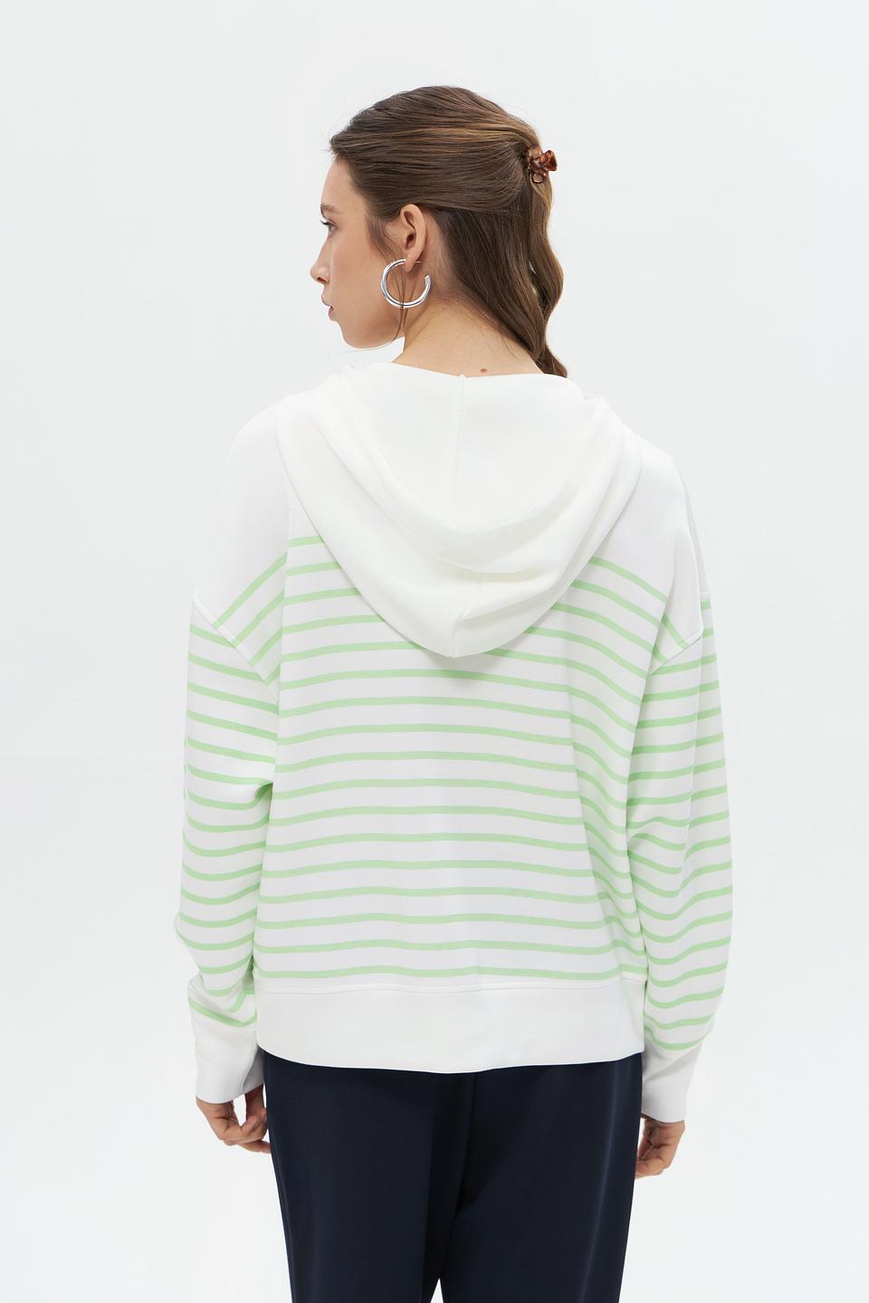 Пуловер Broadway в полоску