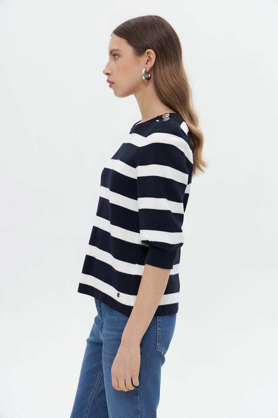 Пуловер Monari в полоску
