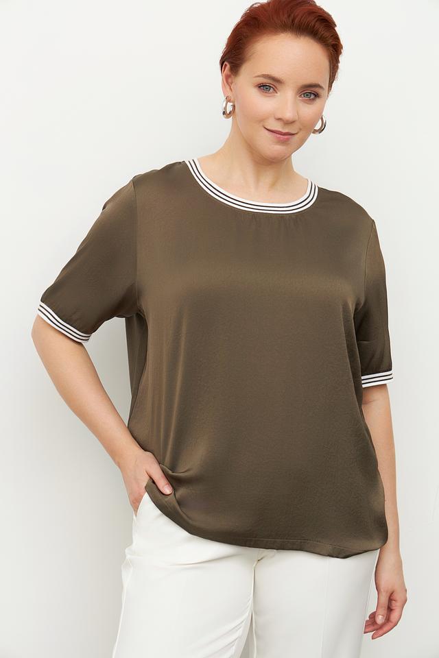 Блуза Margittes с полоской хаки