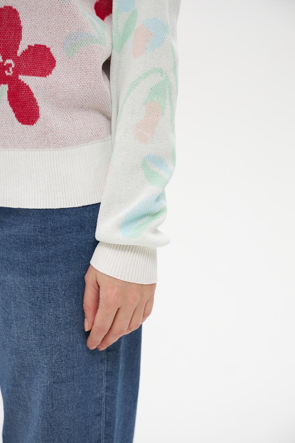 Пуловер Pezzo с цветами