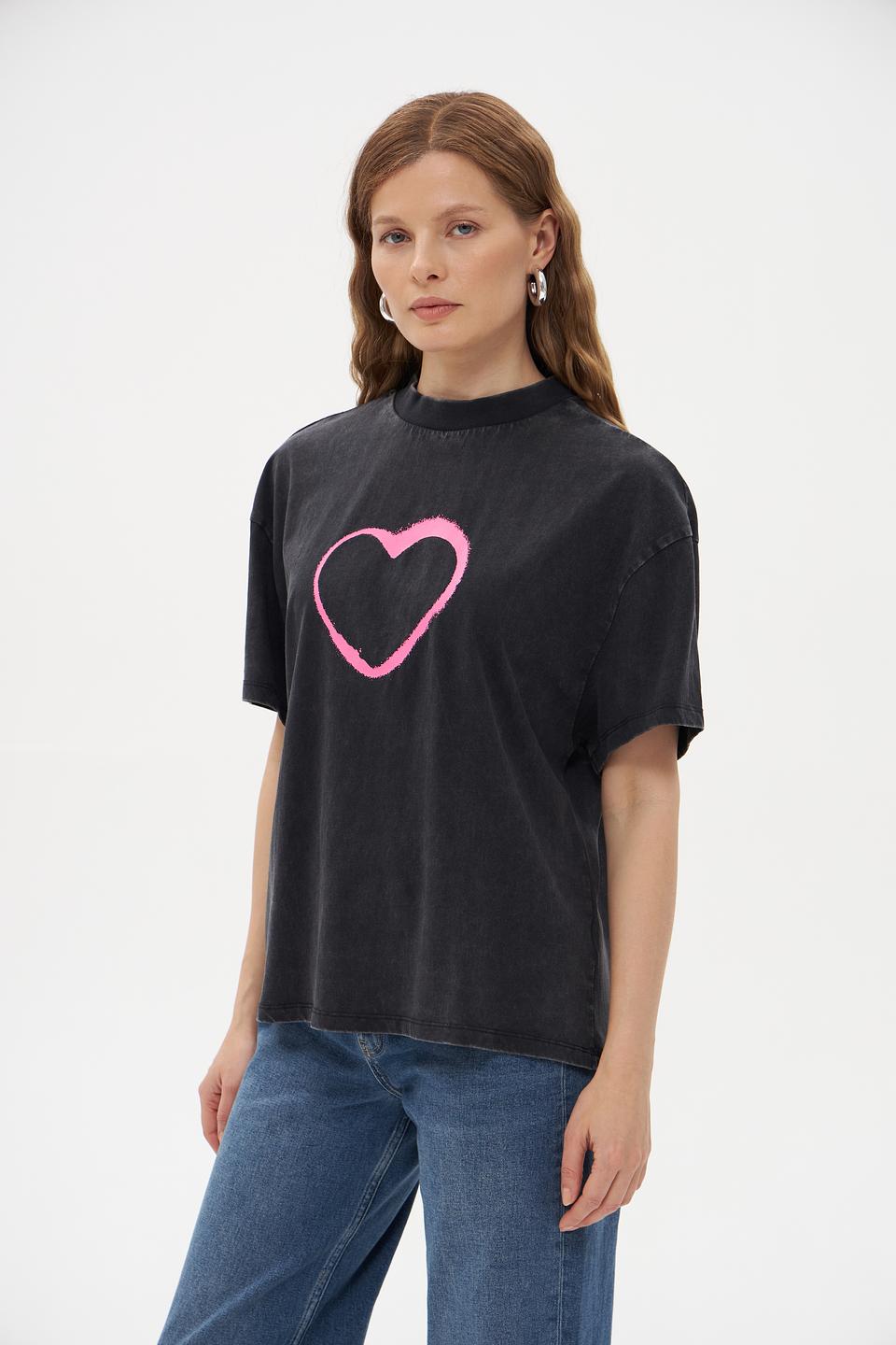 Футболка Pezzo с сердцем чёрная