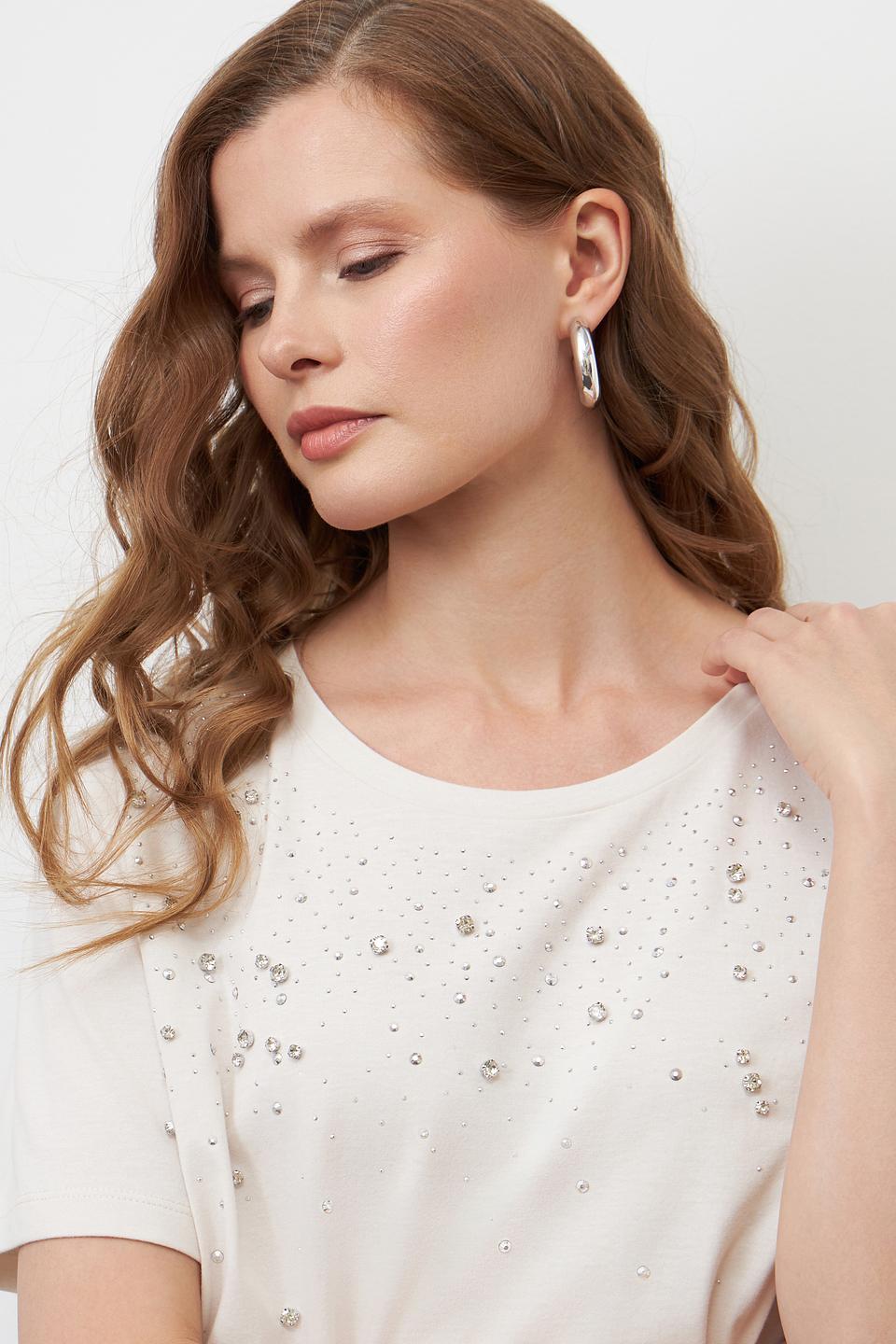 Футболка Monari с кристаллами бежевая