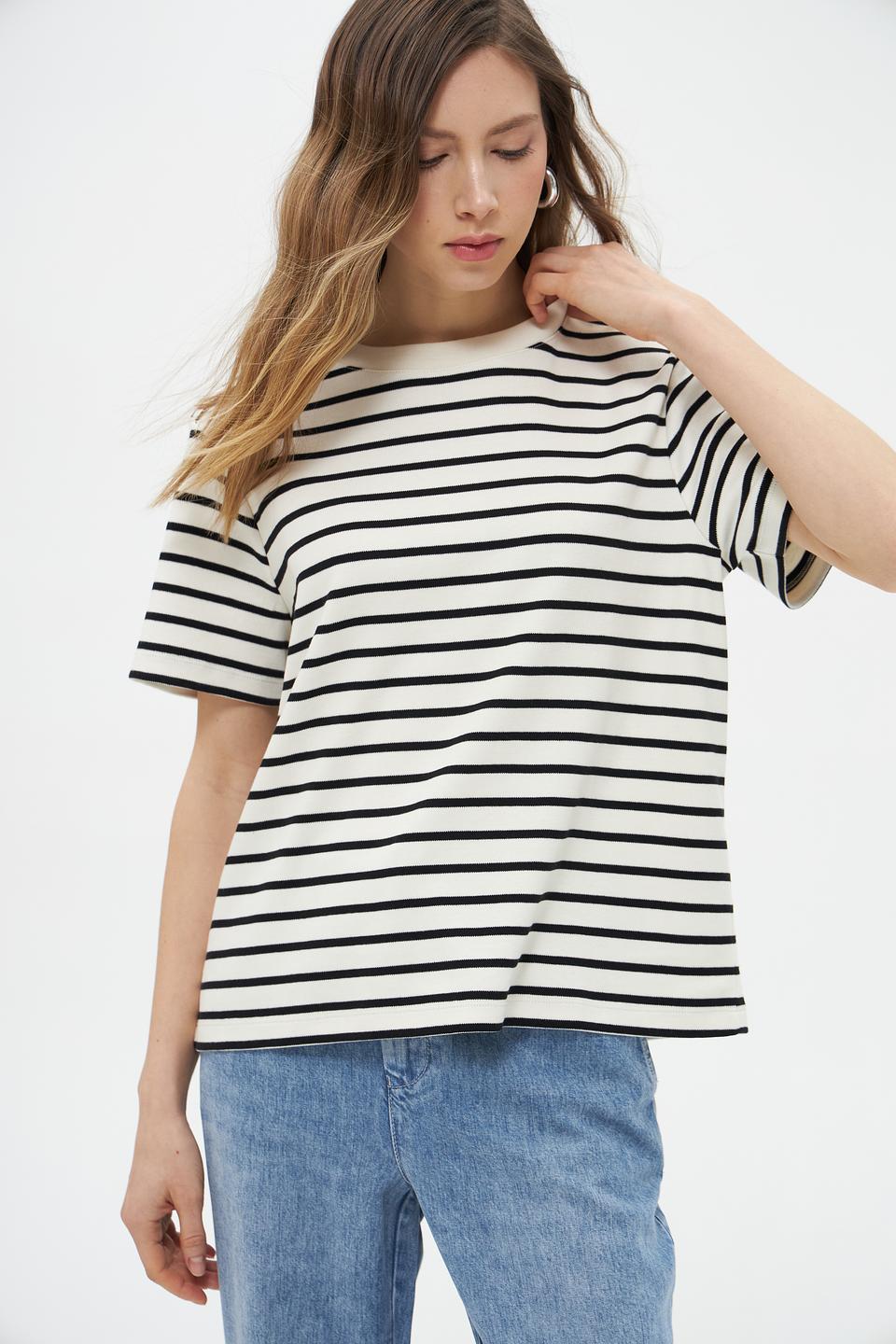 Футболка UNQ в полоску