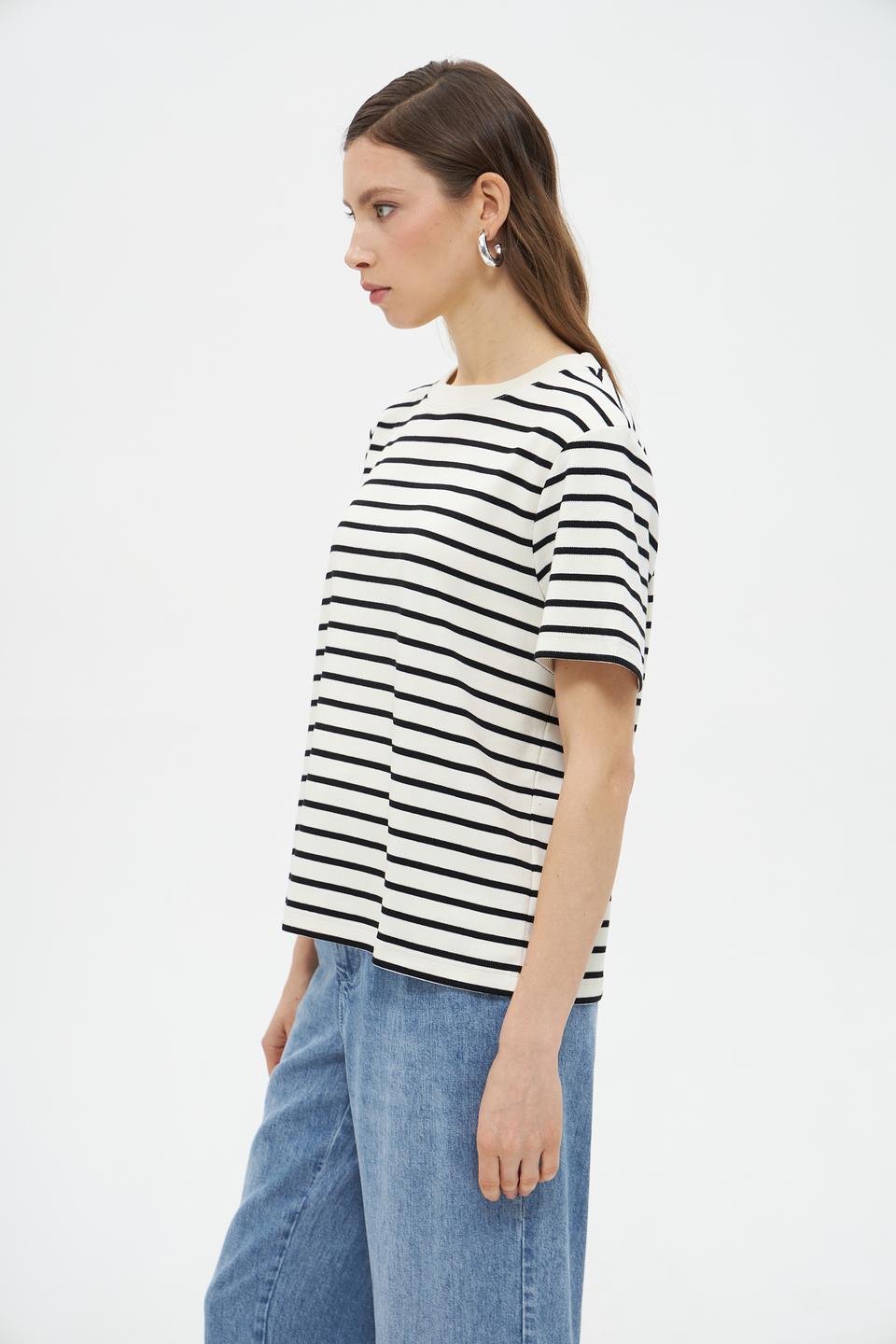 Футболка UNQ в полоску