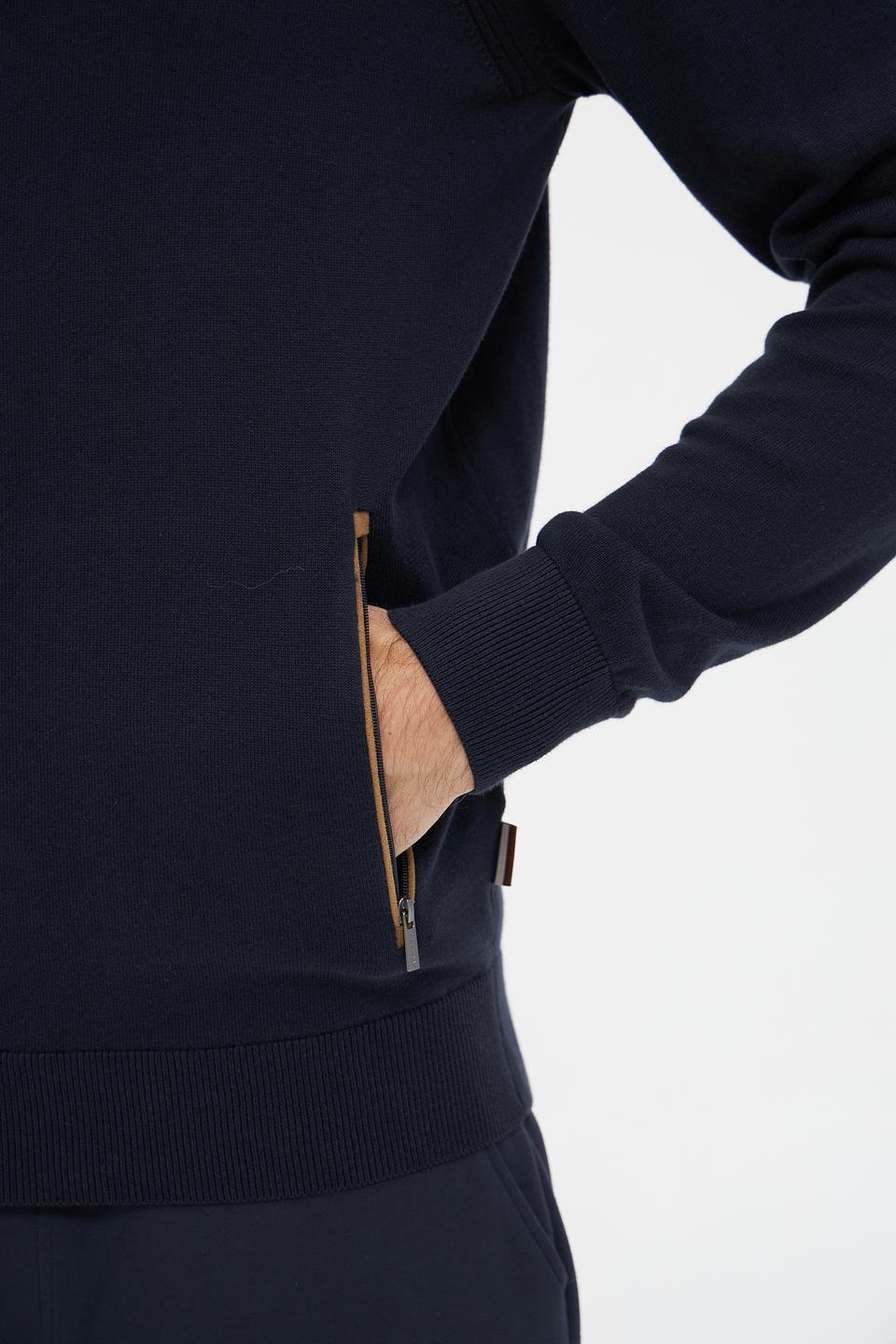 Кардиган Bugatti темно-синий на молнии