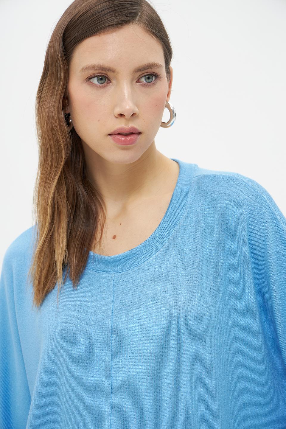 Пуловер Lecomte голубой с рукавом 3/4