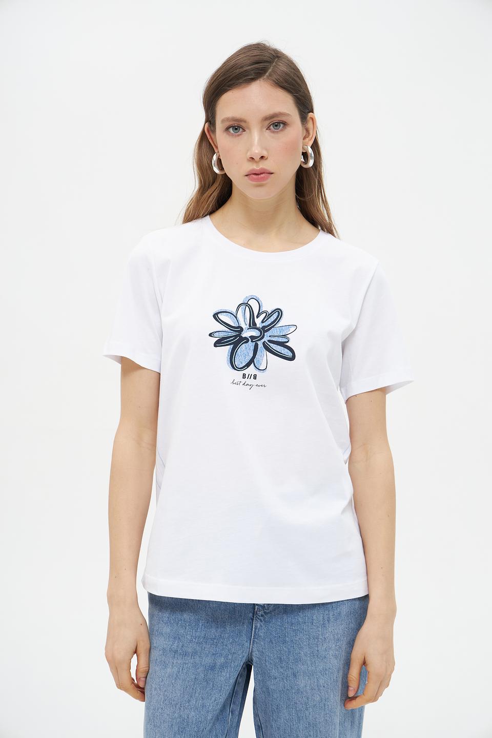 Футболка Bianca с цветком белый