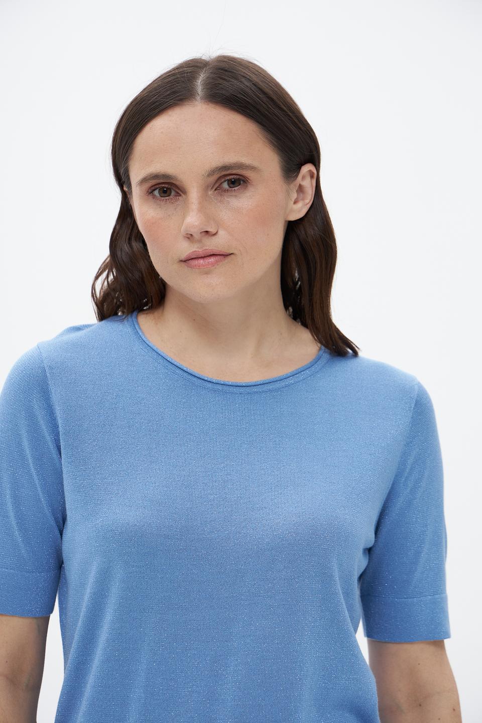 Пуловер Bianca голубой с коротким рукавом