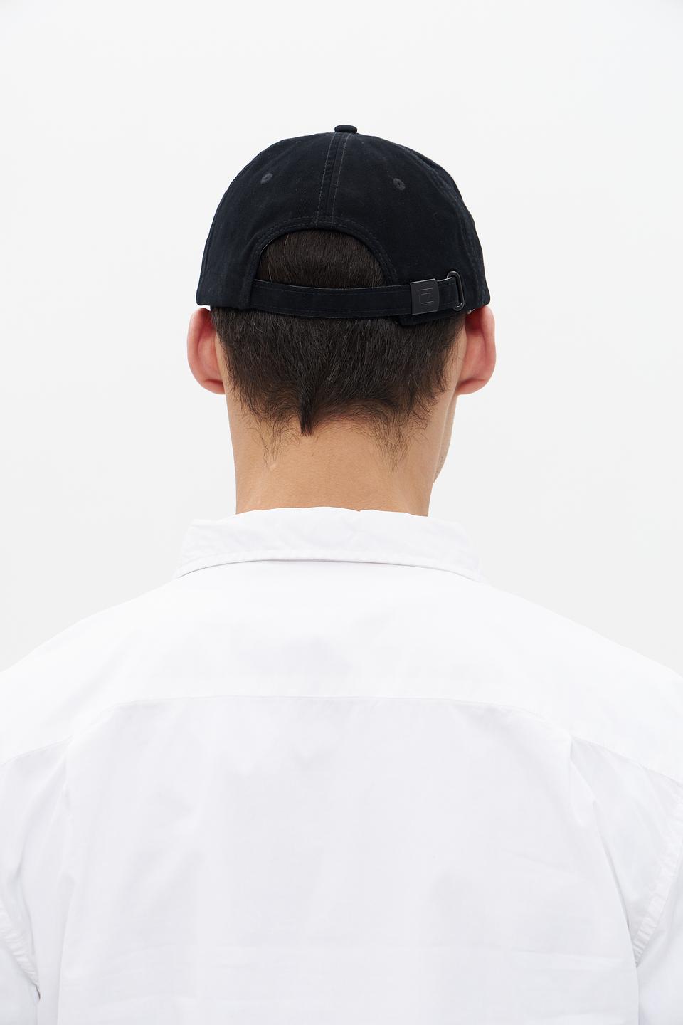 Бейсболка Casa Moda чёрная