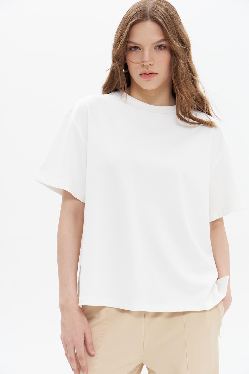 Футболка UNQ женская белая