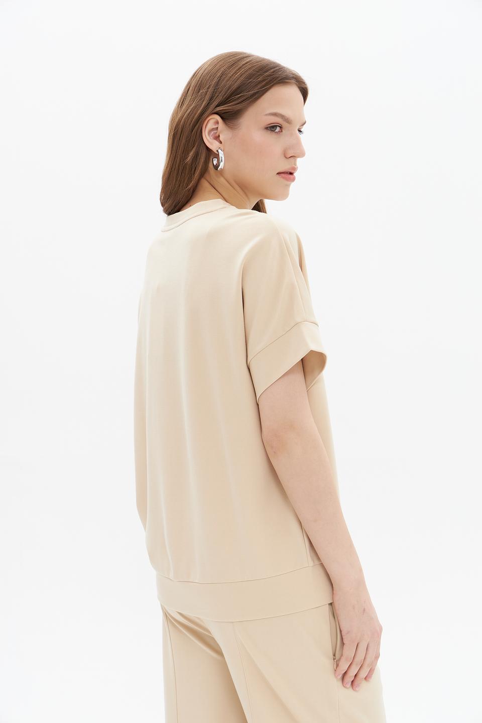 Пуловер UNQ женский бежевый