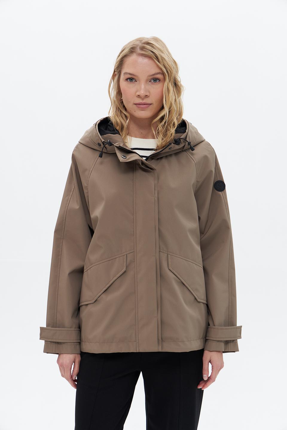Куртка District женская бежевая