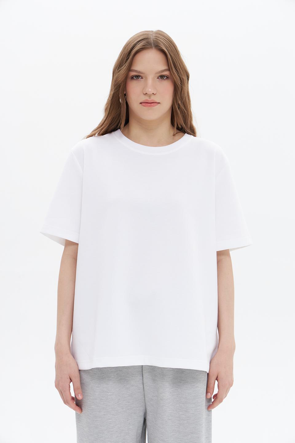 Футболка UNQ женская белая оверсайз