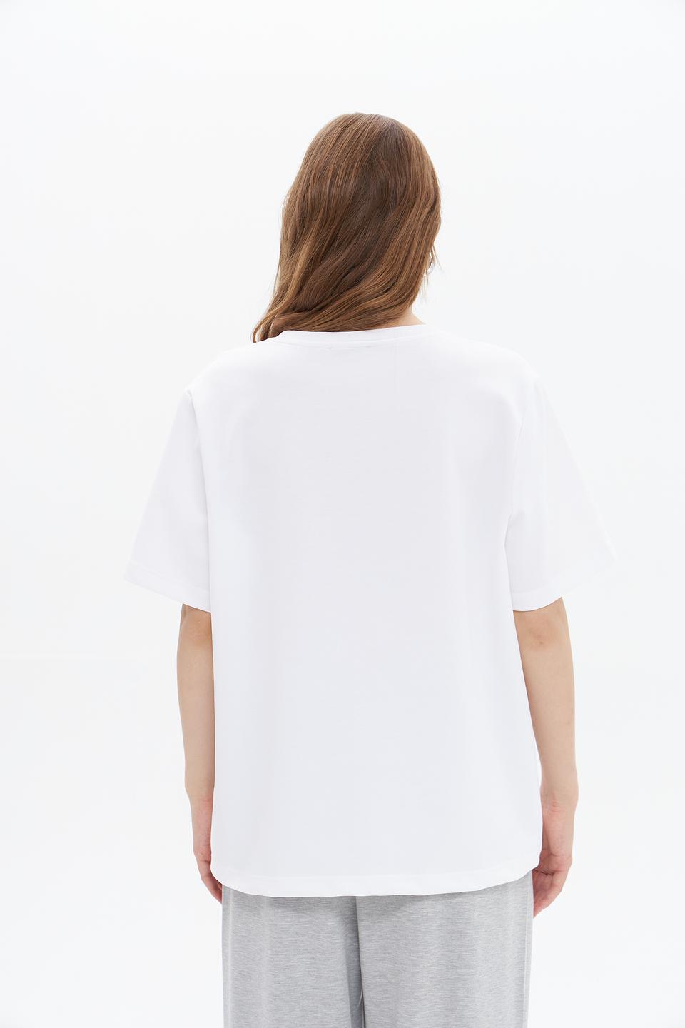 Футболка UNQ женская белая оверсайз