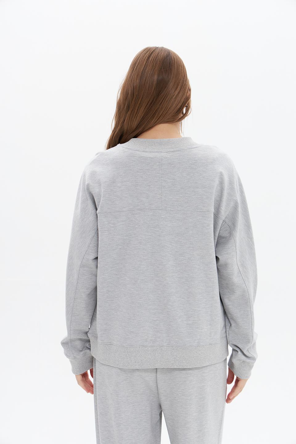Пуловер UNQ серый оверсайз
