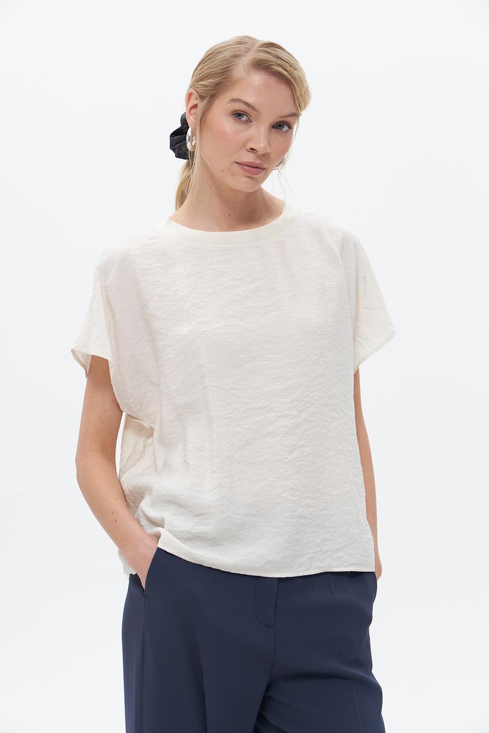 Блуза UNQ с коротким рукавом