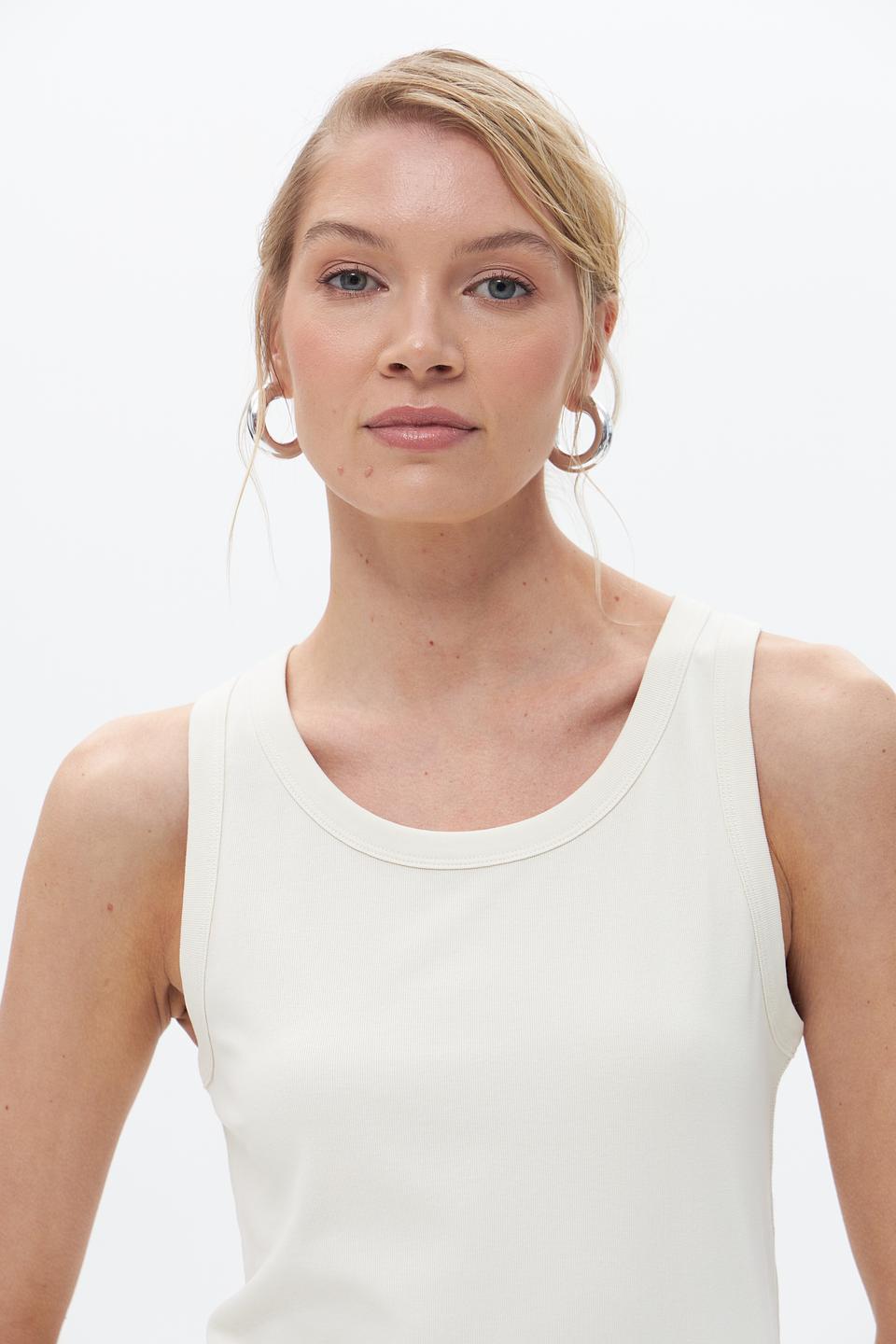 Майка-топ UNQ женская бежевая