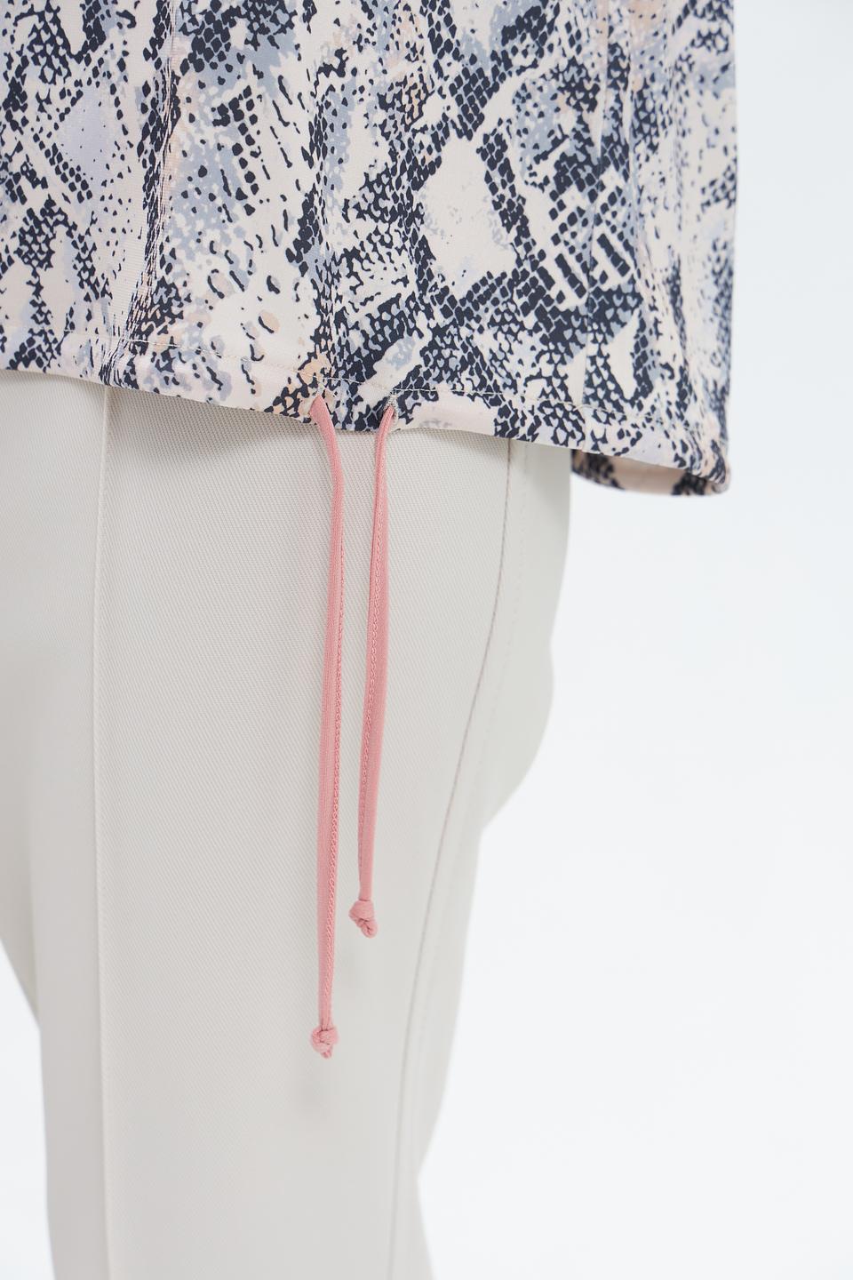 Блуза Oui с принтом reptile