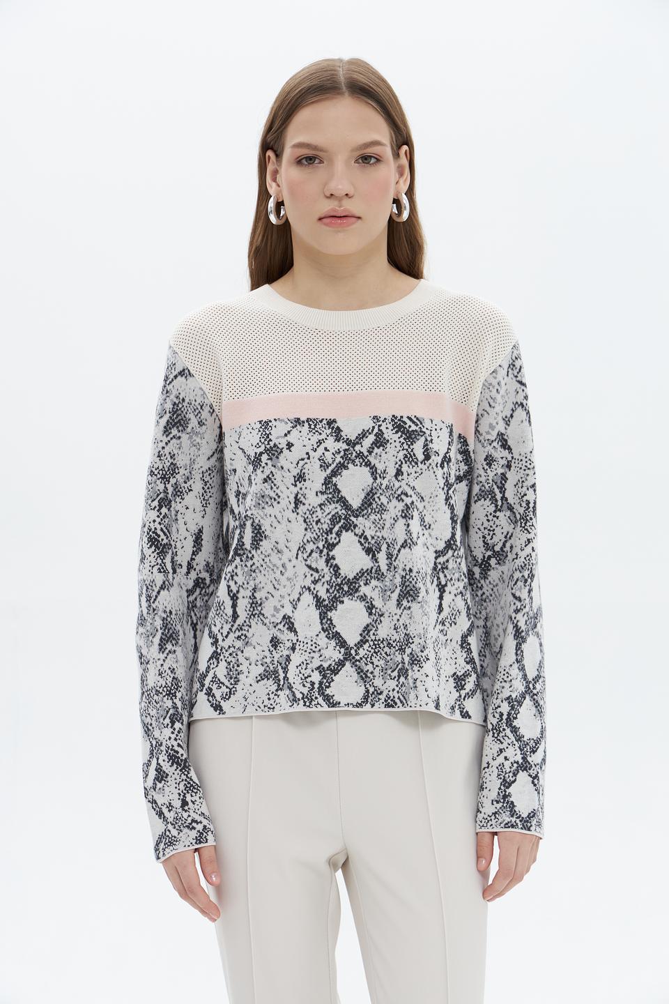 Пуловер Oui с принтом reptile