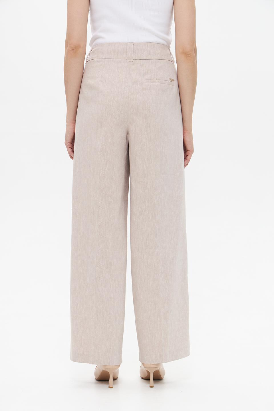Брюки классические Betty and Co бежевые