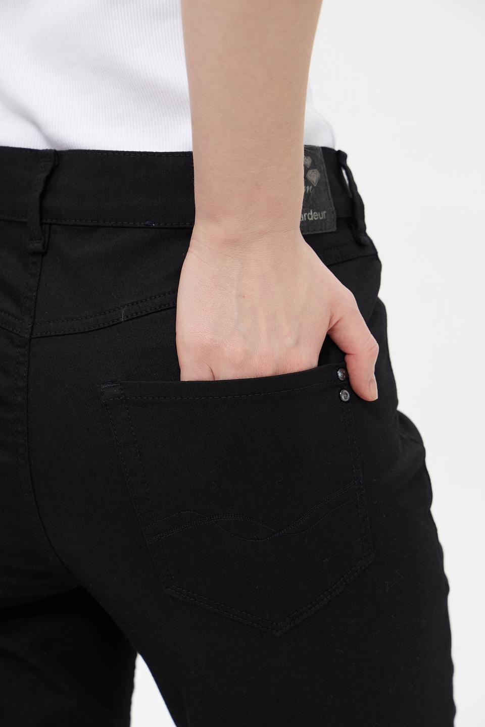 Джинсы Gardeur чёрные прямые