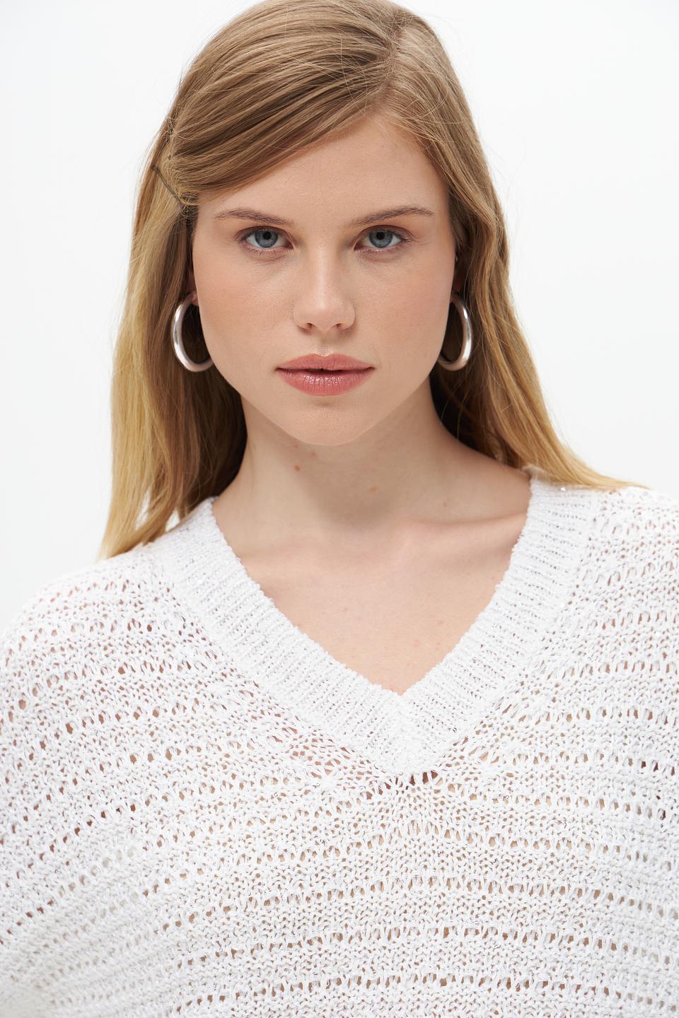 Пуловер Lecomte женский ажурный белый