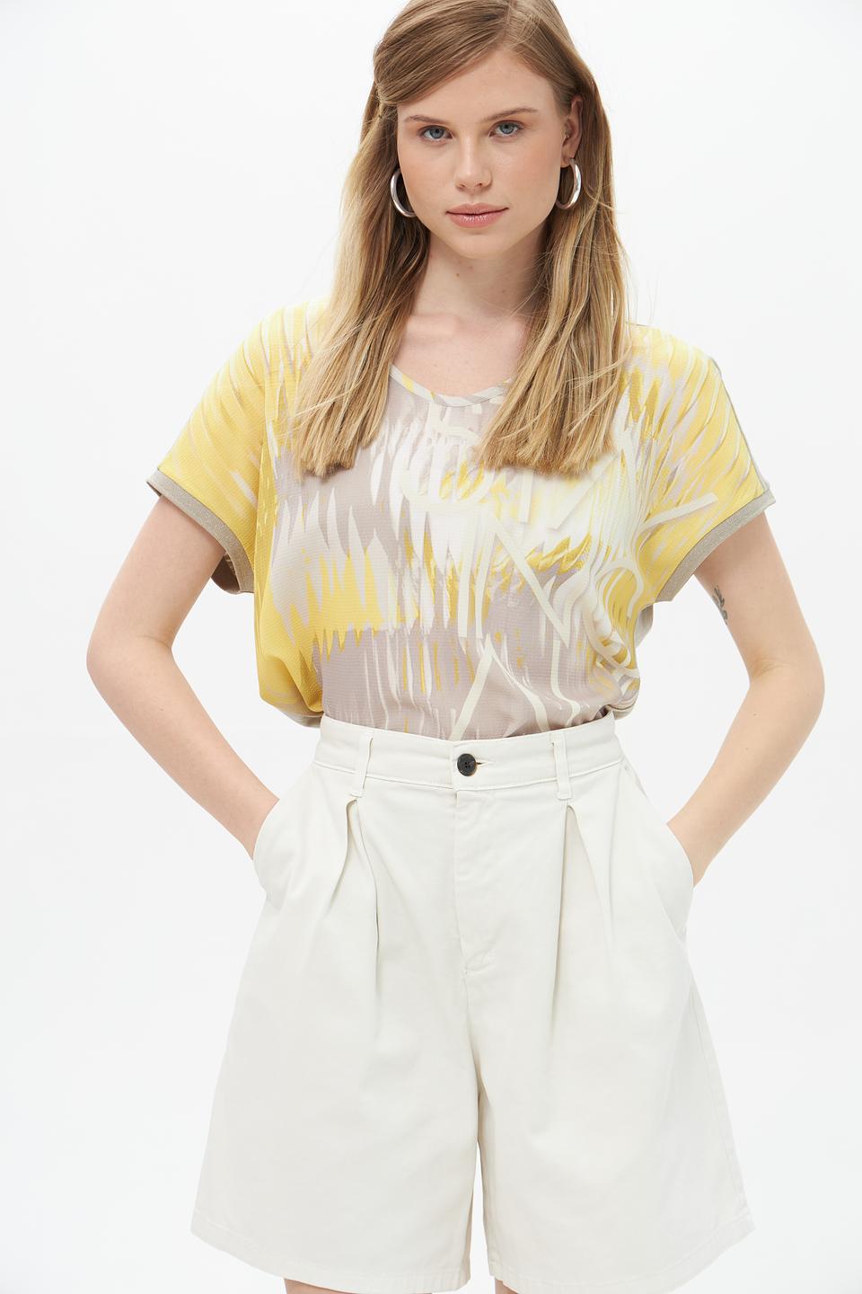 Блуза Lecomte с абстрактным принтом