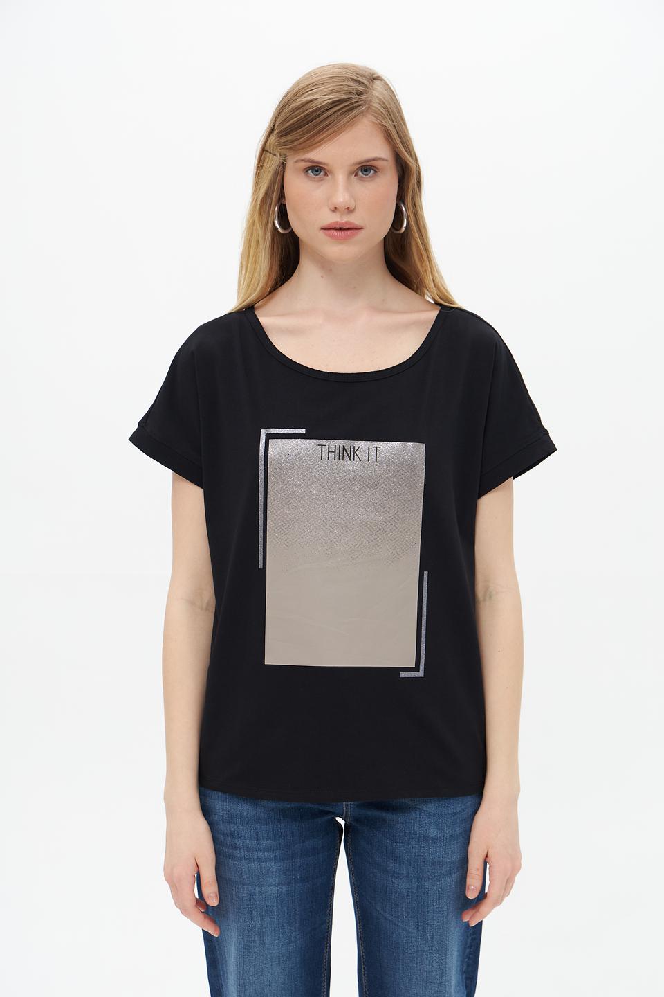 Футболка Pezzo с принтом Think It