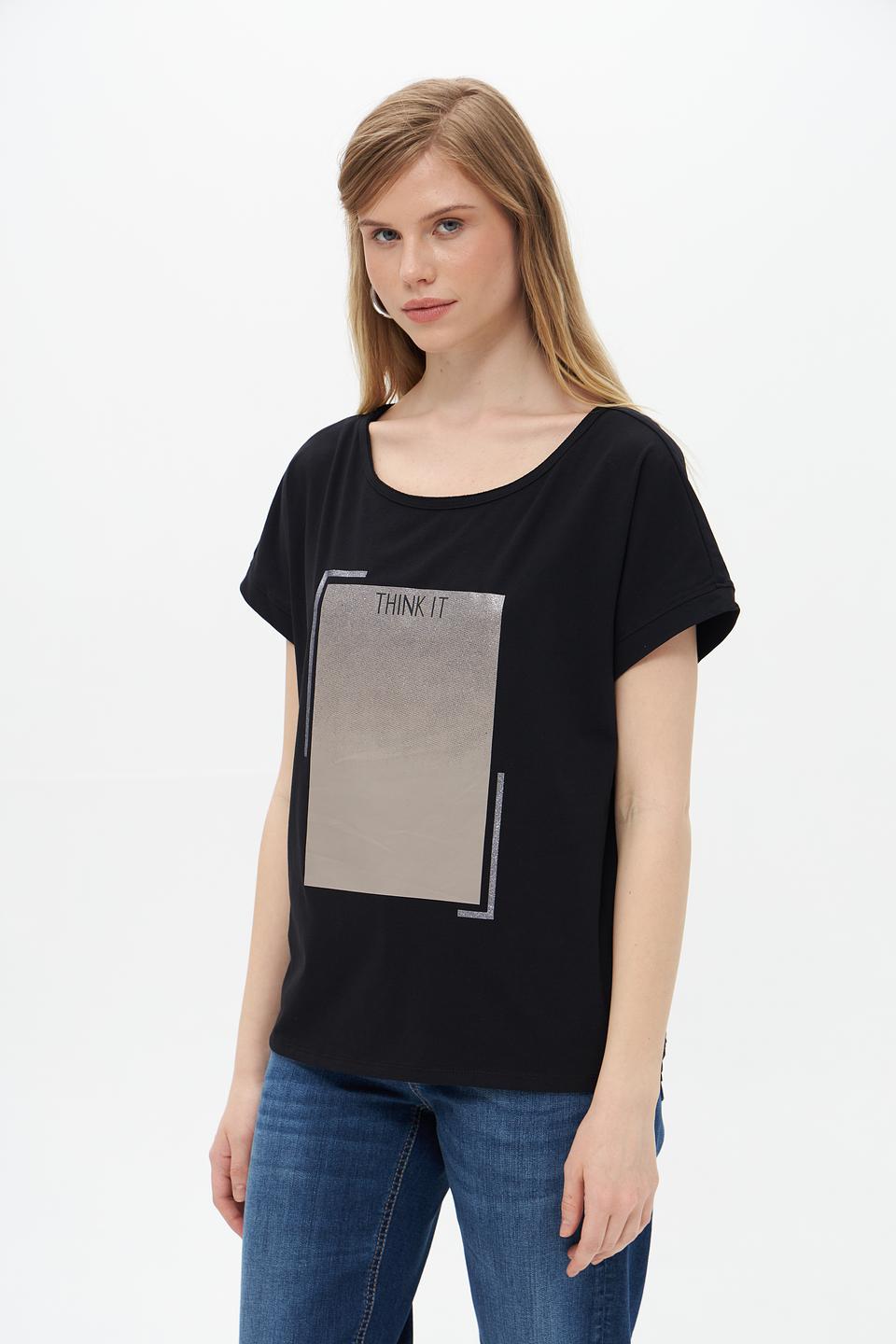 Футболка Pezzo с принтом Think It