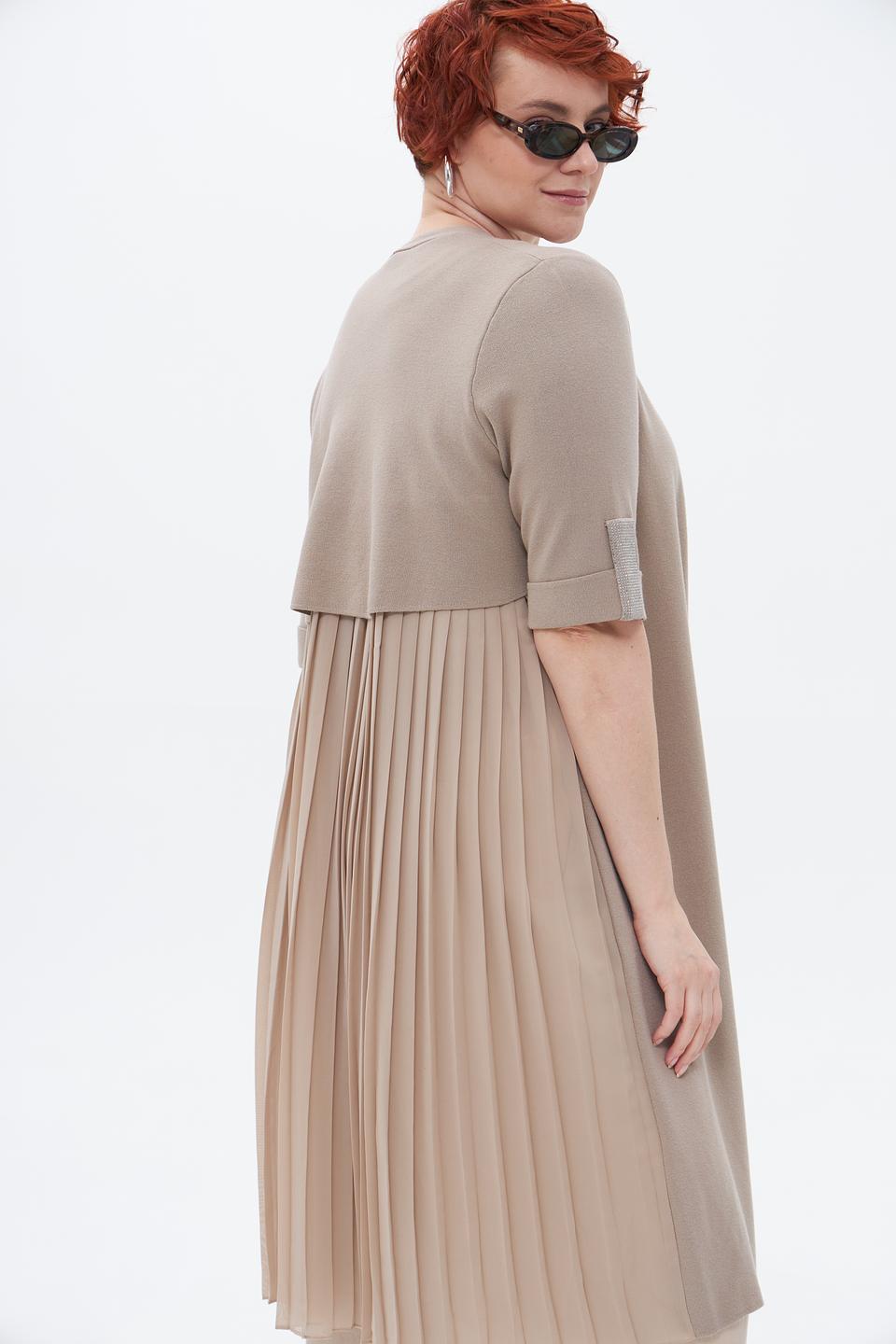 Жакет Tuzzi с плиссировкой бежевый