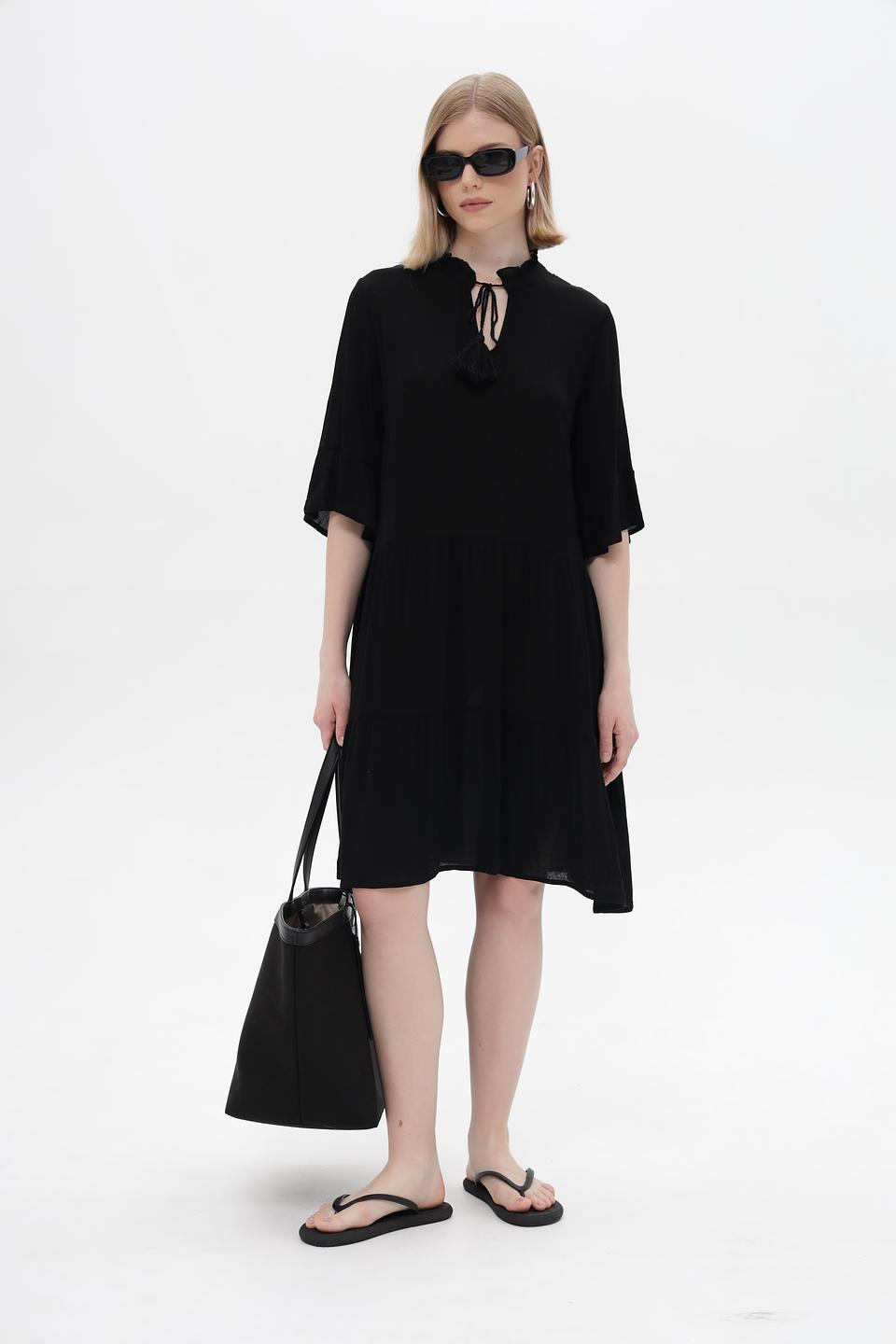 Платье Broadway чёрное с вышивкой