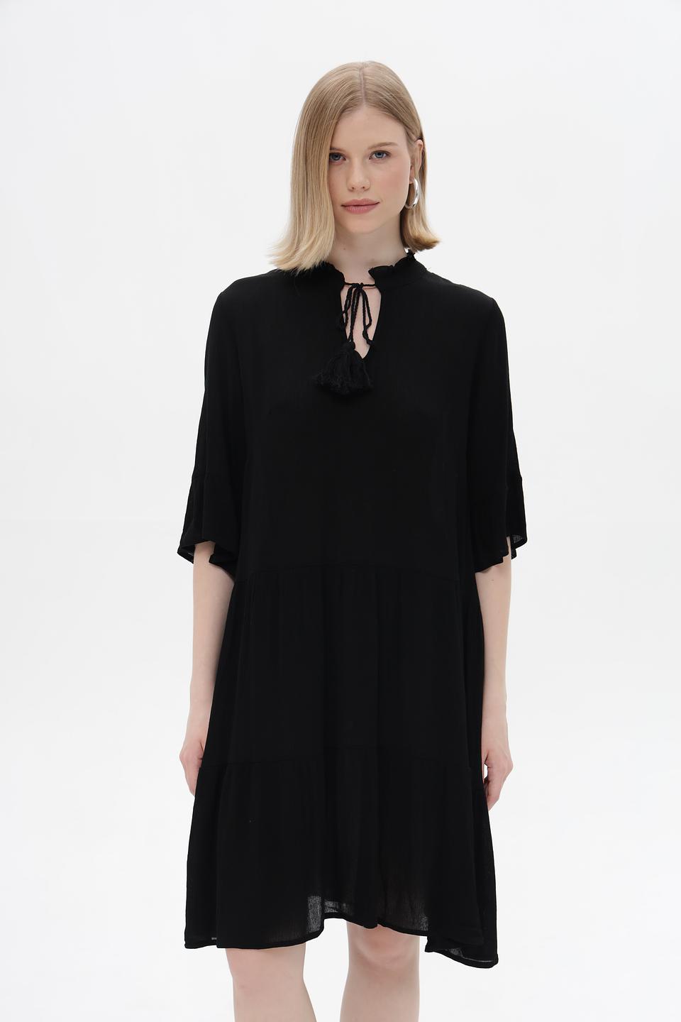 Платье Broadway чёрное с вышивкой