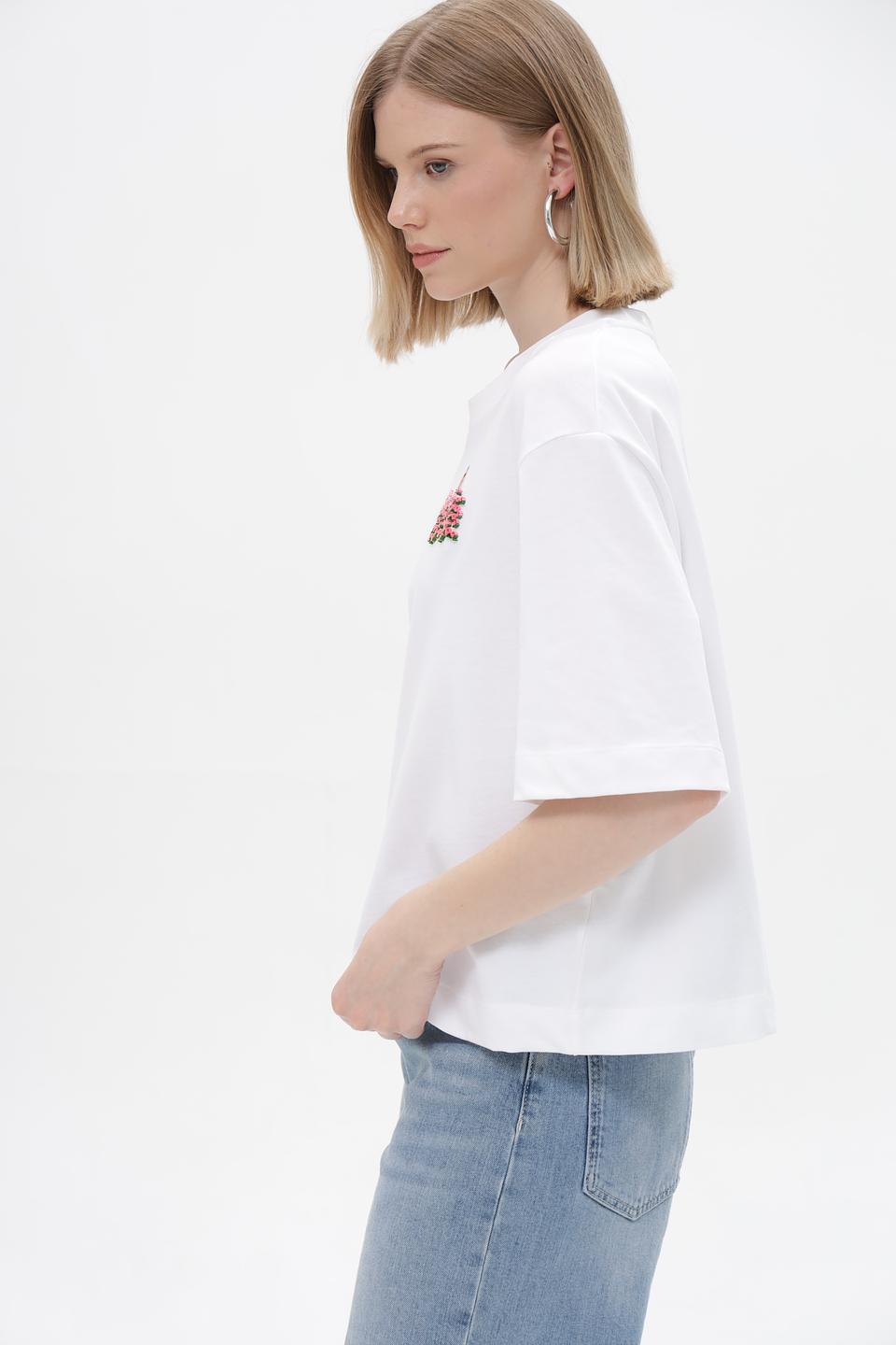 Футболка Rich and Royal с вышивкой