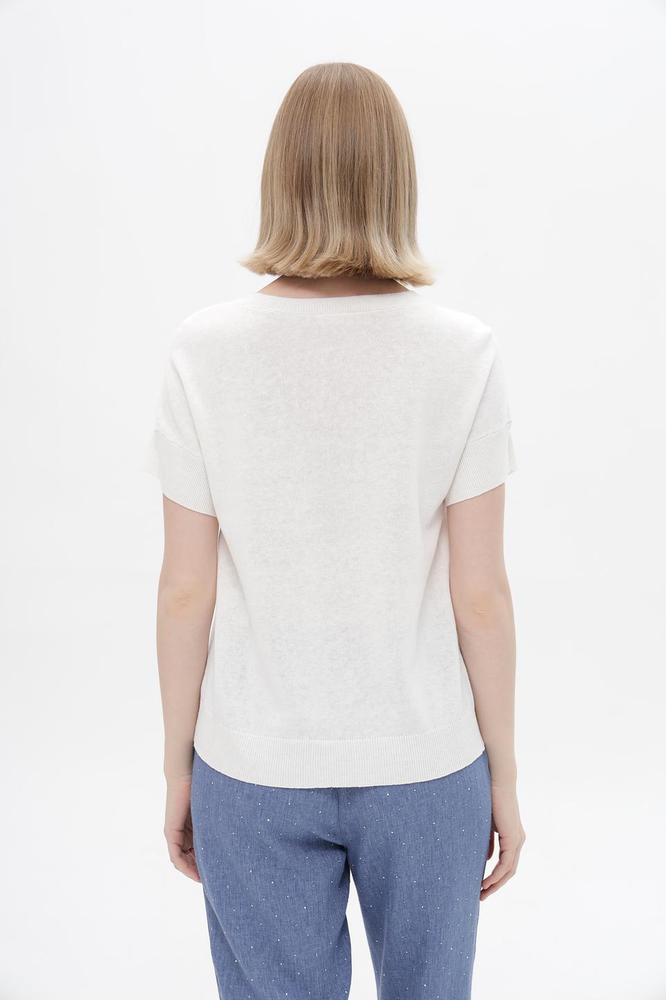 Пуловер Lebek с карманом молочный