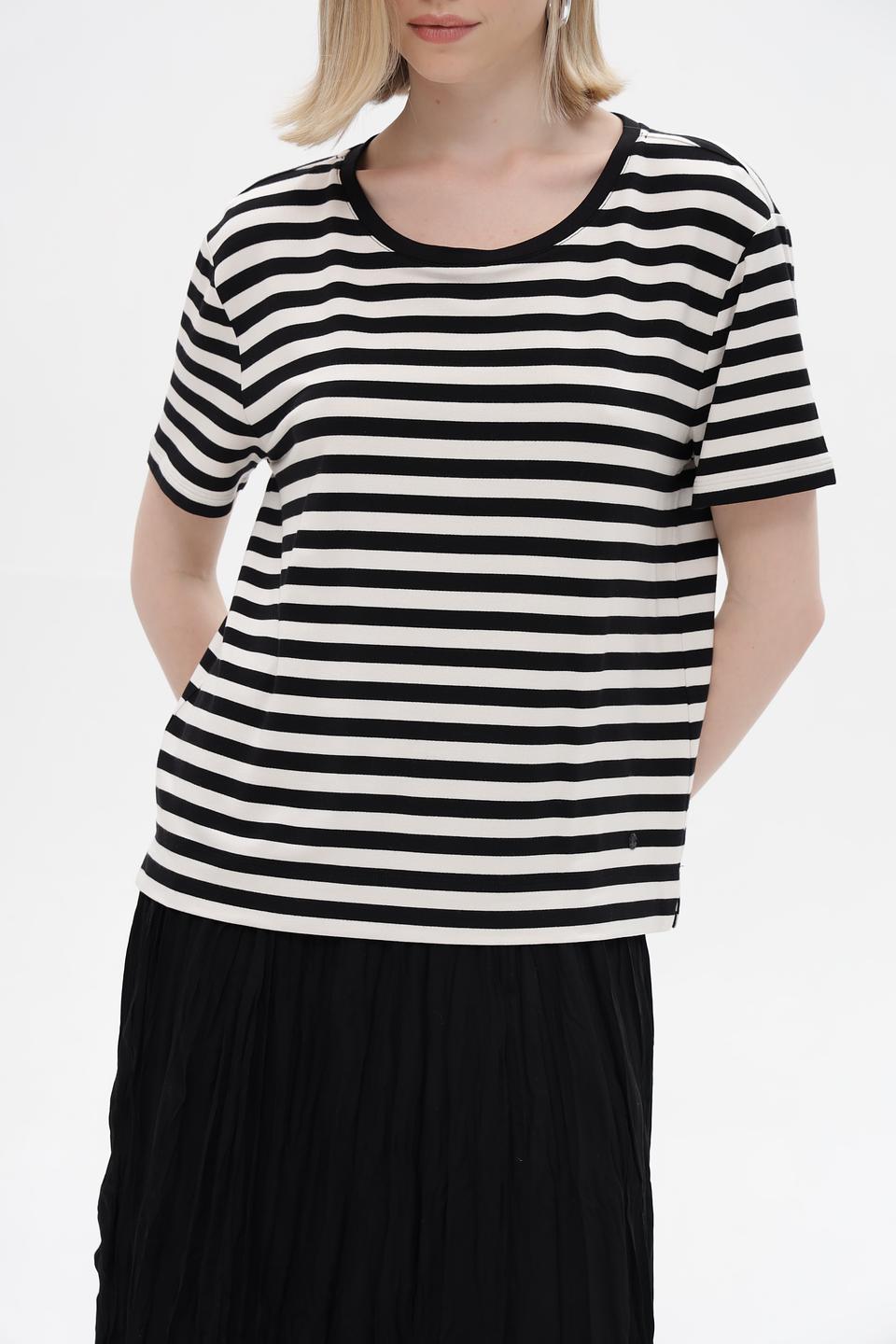 Футболка Monari в полоску