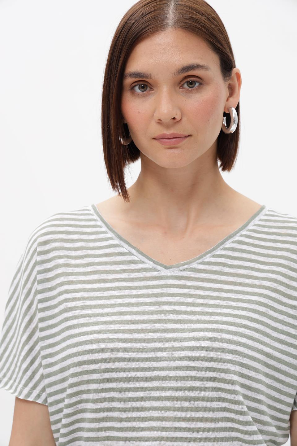 Футболка Oui в полоску серо-зелёная