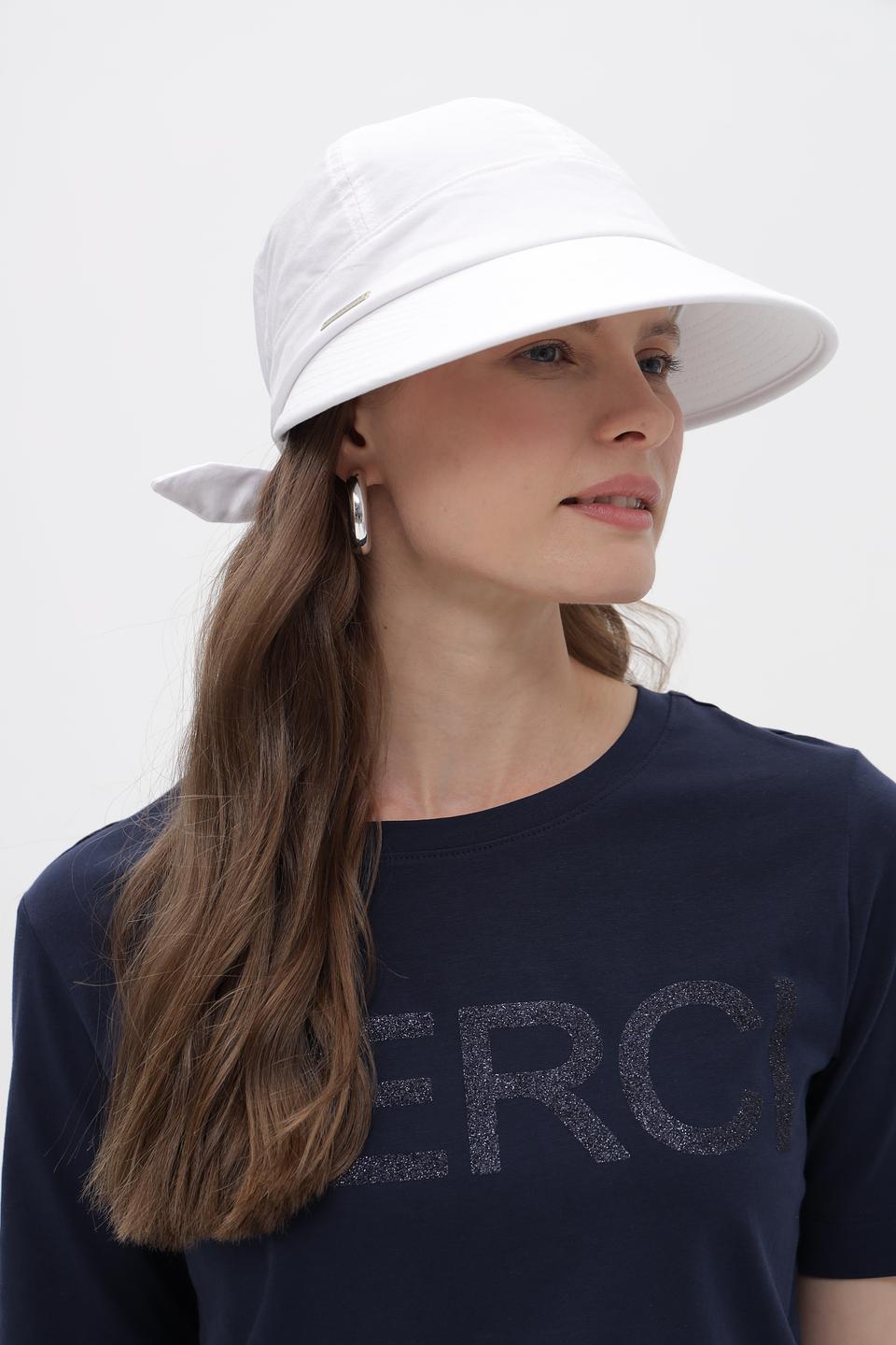 Кепка Seeberger с завязками