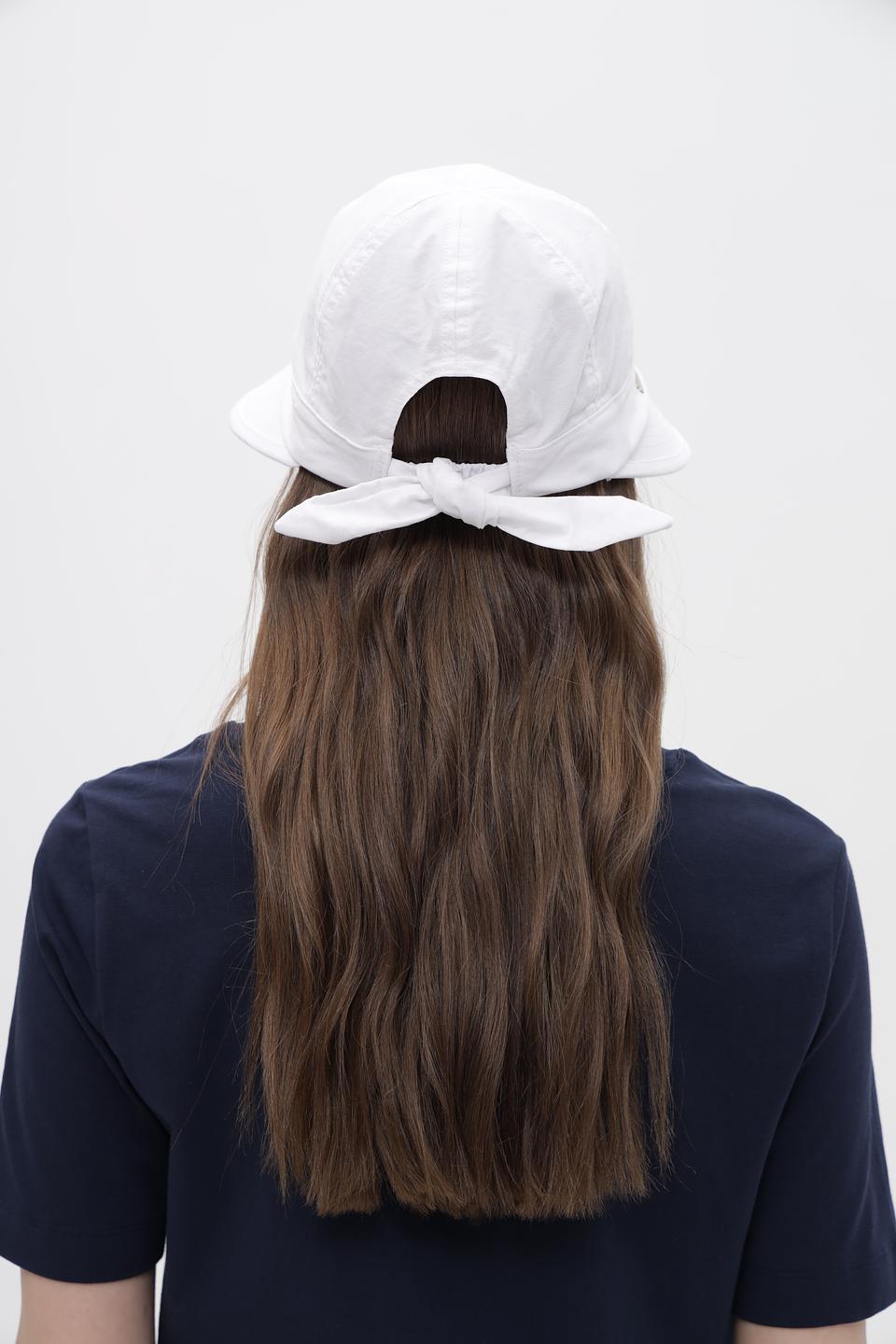 Кепка Seeberger с завязками