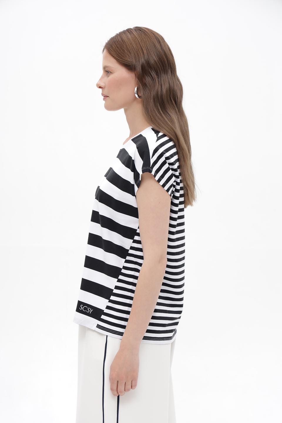 Футболка Betty Barclay в полоску чёрно-белая