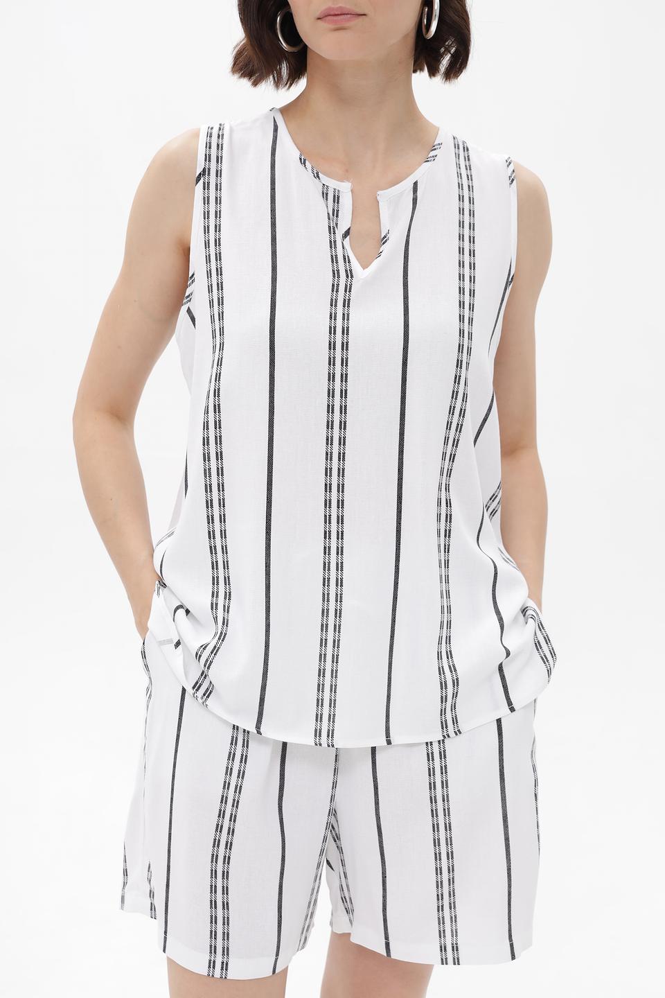 Топ Broadway в полоску