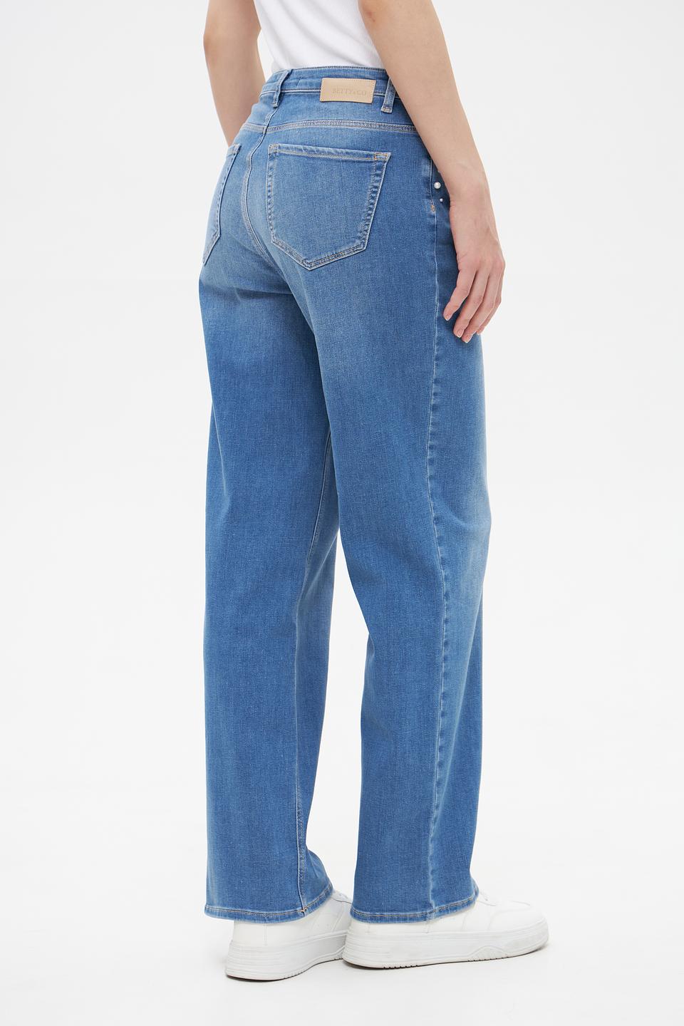 Джинсы Betty and Co с жемчугом