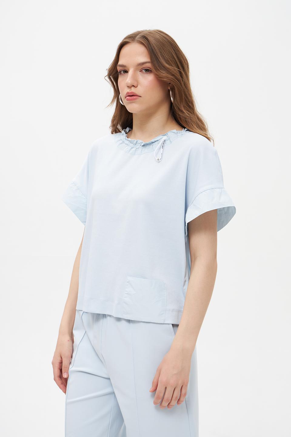 Блузка Marc Cain голубая с оборками